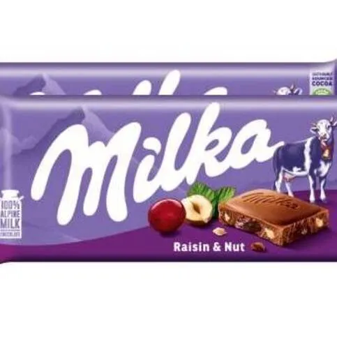 Milka Raisins and Nuts Bar